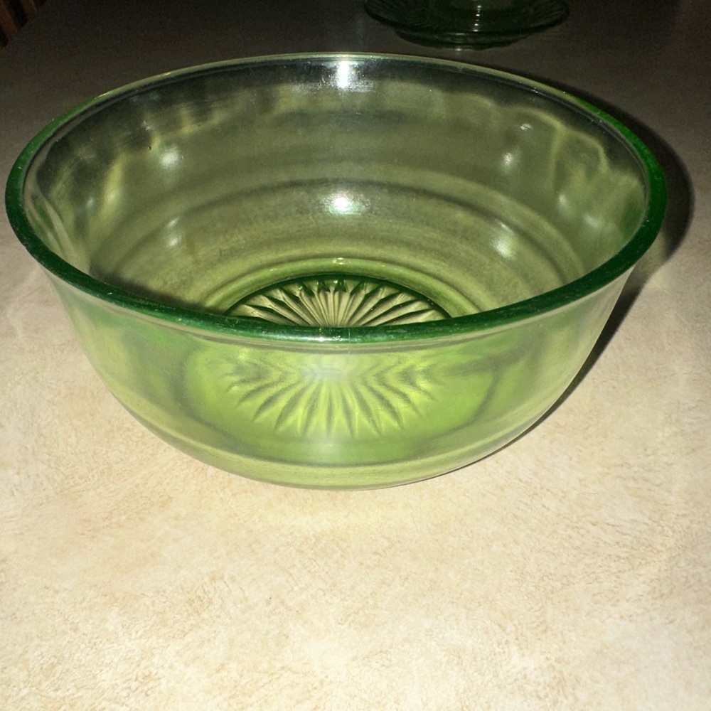 Uranium glass bowl